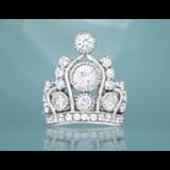 Tiara or Crown Ring - Picture 3 of 6